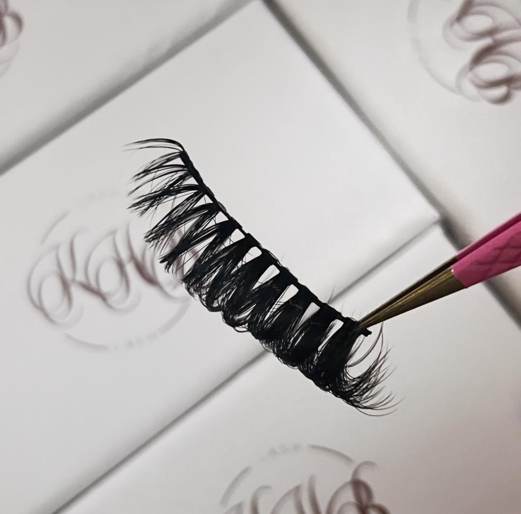 Sassy - Fake it Strip Lash